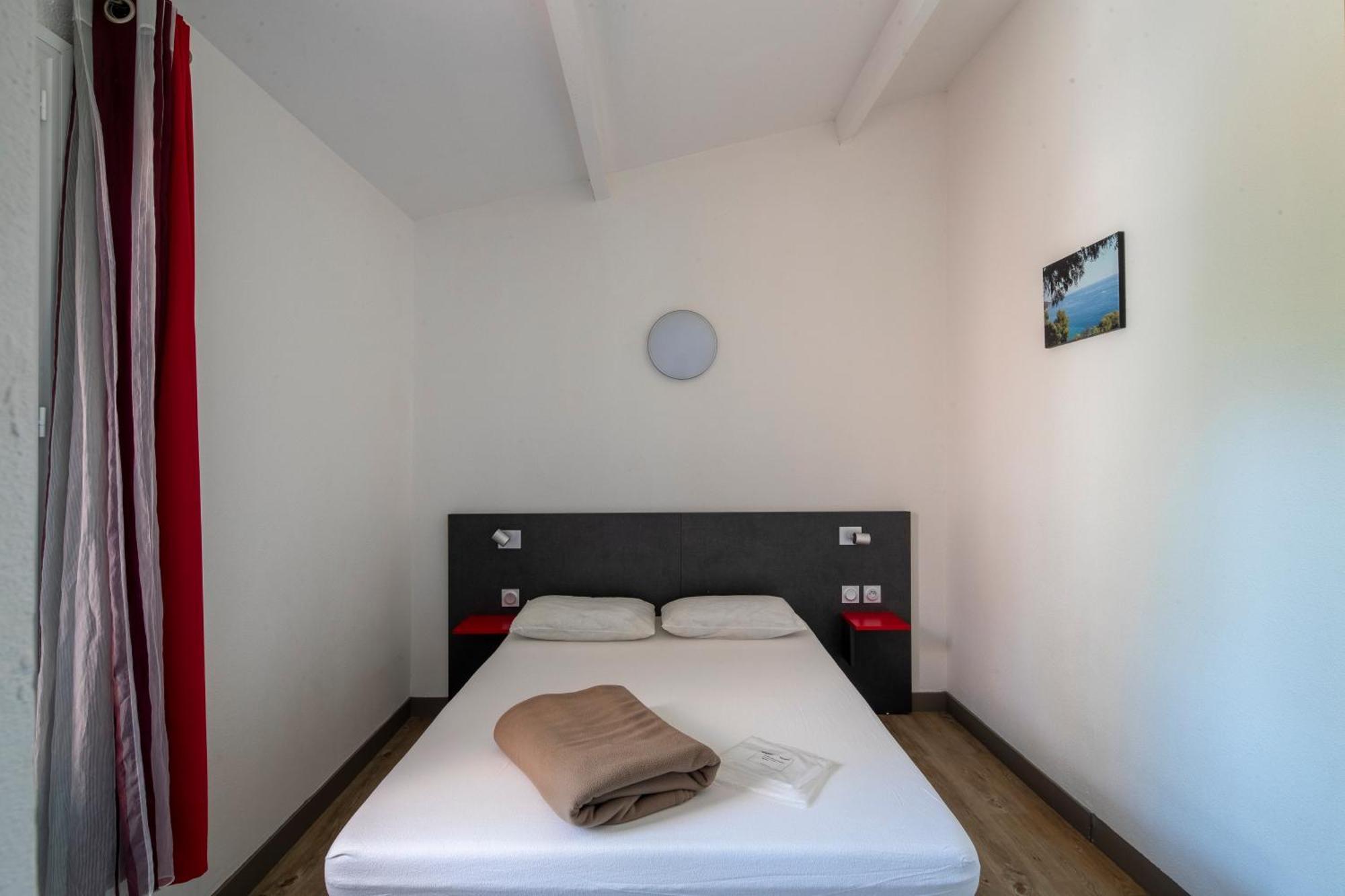Village Vacances Passion La Bayette เลอ ปราเดต์ ภายนอก รูปภาพ